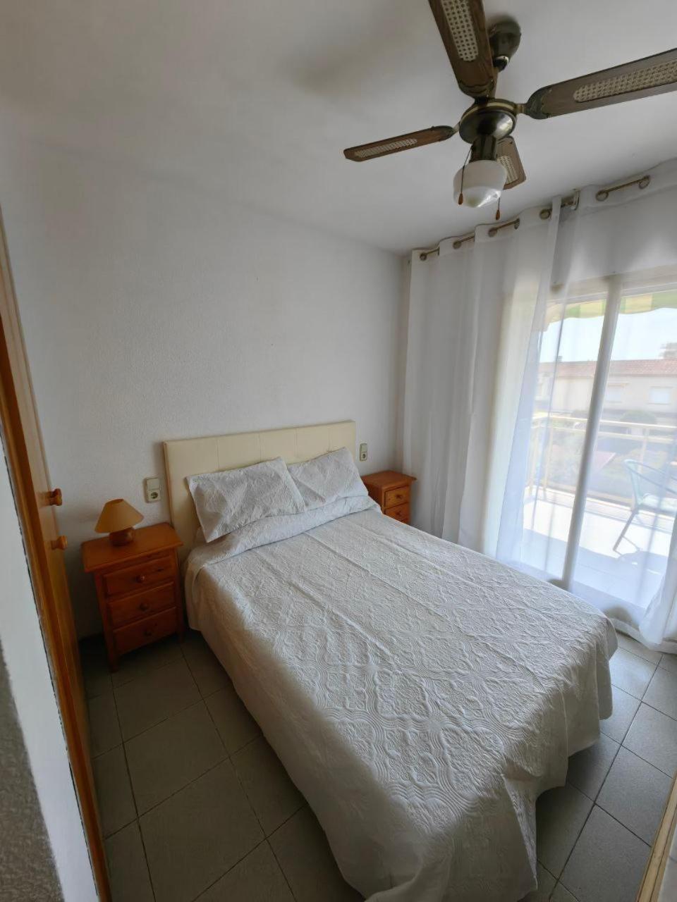 Apartment Austral 5 Камбрильс Экстерьер фото
